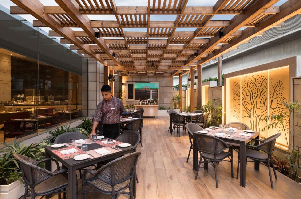 Hotel Crowne Plaza Mayur Vihar Noida By Ihg
